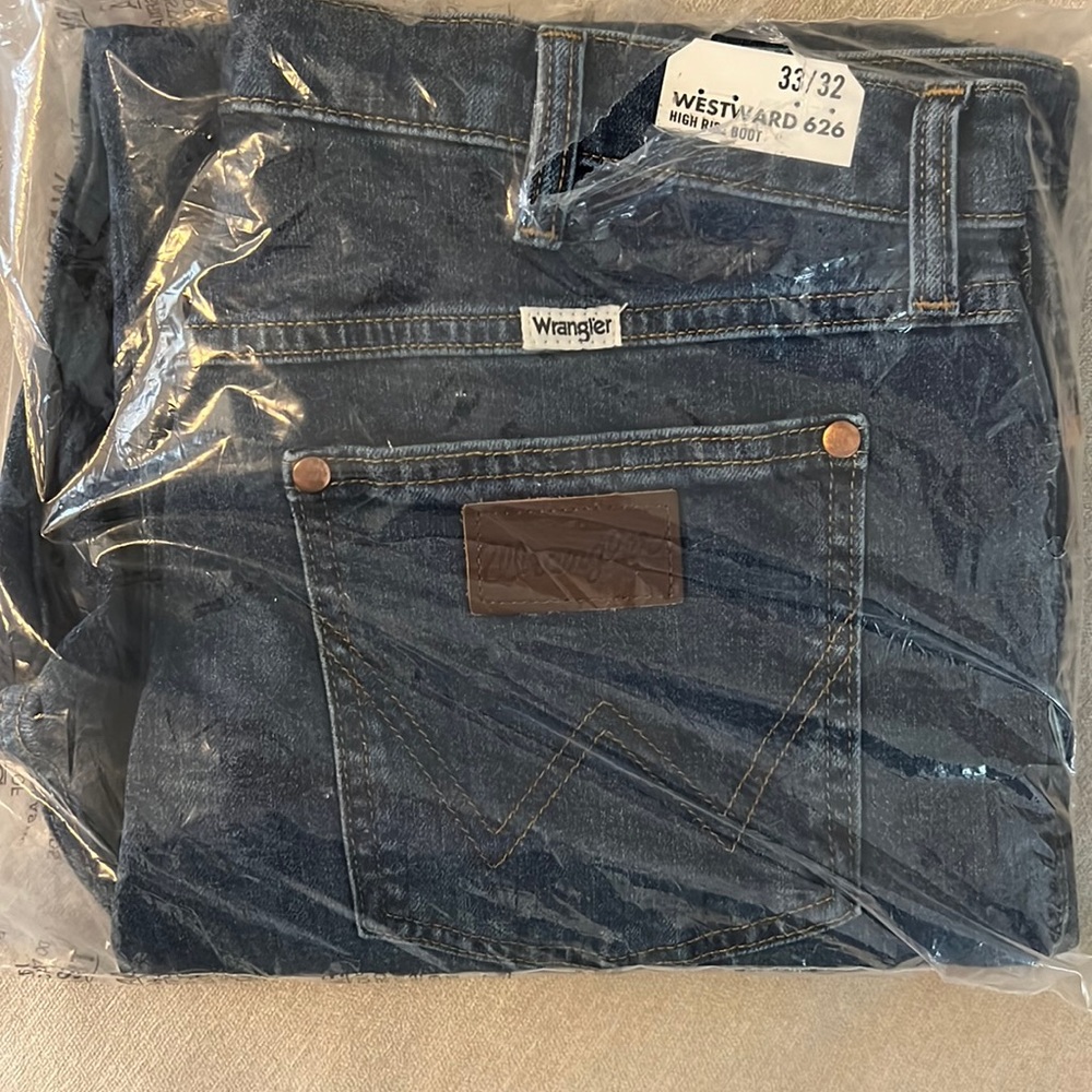 Jeans woman’s Dusty Blue denim Wranglers.